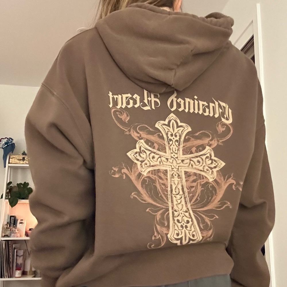 “chained heart” brown subdued hoodie